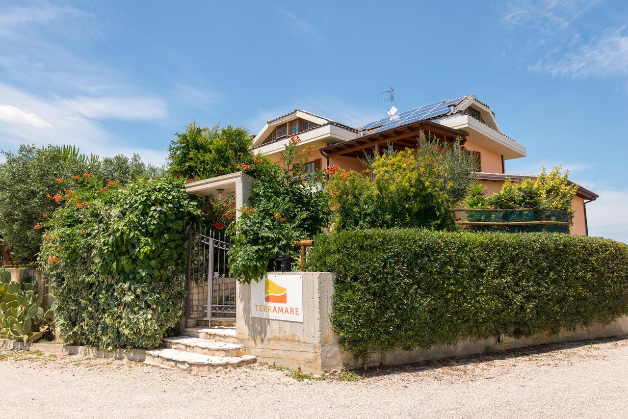 B&B Terramare Castorano  Exteriör bild